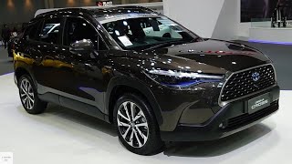 2023 Toyota Corolla Cross XLE Hybrid 1.8L - Exterior and Interior Walkaround - 2022 LA Auto Show