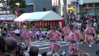 ２０１２高円寺阿波踊り　　桃園演舞場前　りずむ連