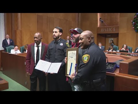 Man Receives Award For Saving HPD Officer Shot On Southwest Freeway ...