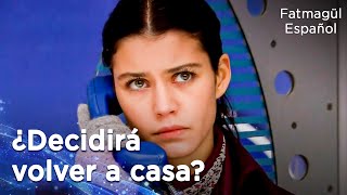 Fatmagül llama a su familia - Fatmagül Español | Mejores Escenas