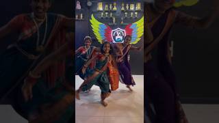 jhapuk jhupuk vajat rahtay|girls dance|dance studio|indian dance institute #marathi #song #dj