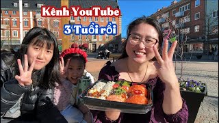 257/ Mother and daughters reunite at a sushi restaurant to celebrate YouTube channel's 3rd annive...