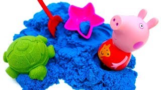 Peppa Pig toys and kinetic sand: Learn colors for kids