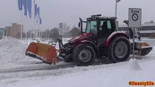 4K| Massey Ferguson 6455 Plowing Snow - Nice Exhaust Sound