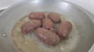 GINISANG TALBOS NG KAMOTE AT LONGGANISA/YUMMY ULAM