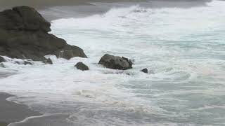 桂浜　台風の余波の波