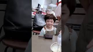 小孩子拥有最简单的快乐#小演员#孙思程#vlog《贺先生的恋恋不忘》【芒果TV纯爱剧场】