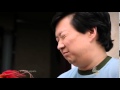 THE MUPPETS ABC - KEN JEONG TAKES A SELFIE WITH PEPE