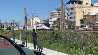 117次新自強號EMU3000特仕車通過花壇鐵道公園「魚尾板」