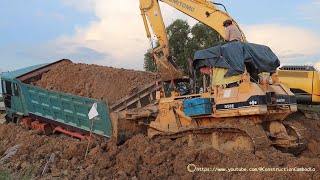 ឡានដឹកដីជាប់ផុង Dump Truck Stuck In The Mud Recovery By Excavator, Bulldozer