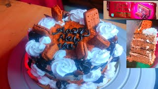 ఈ న్యూ ఇయర్ కి ఫుల్ ఓవర్ లోడెడ్ barbon biscuit cake చేశాను/1/2kg chocolatebase whipping cream చేశాను