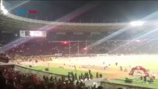 Red Flare The Jakmania Rayakan Gol Ade Jantra Lukmana, Persija Terancam Denda Lagi