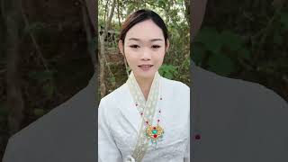 旅游到了 云南边境的大山里遇到了一位 穿着白色衣服的 仙女一样的 美女 #中缅边境#六国交界#老挝山#记录真实生活 #乡村守护人 #我的乡村生