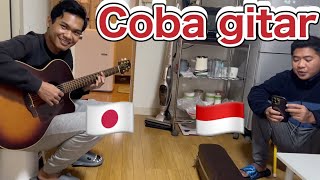 Teman ku coba gitar merek takamine jepang aku permintaan lagu indonesia