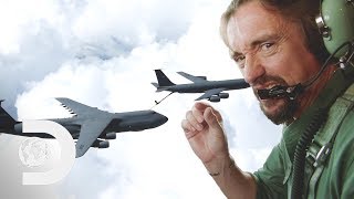 The Exhilarating Experience Of Fuel Docking The Massive Super Galaxy Plane | Richard Hammond's Big