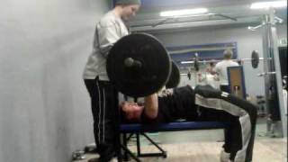 Luqas - 15 y o benchpress 100 kgs for 4 reps