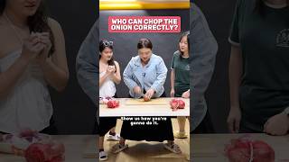 Who Can Chop Onions Correctly? | Eatbook Shorts