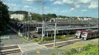 東急電鉄長津田検車区・車両基地の様子（2023.8.10.15:35）東急の車両基地って意外にもJR横浜線からの方が見えやすかったりします🤔色々な車両がいました