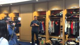 Eli Manning teaches Japanese pitcher Koji Uehara to throw football