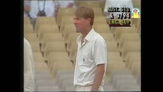 Is this the worst fielding performance in Test cricket? Devon Malcolm fail off Tufnell SCG 1991