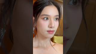 #张婧仪 怼脸自拍 好高清的美貌Zhang Jingyi takes a selfie with her face, which is so beautiful in high definition.