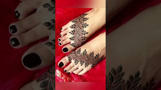 very very easy😎 foot mehndi design simple #mehnditrck #hennadesign 💞