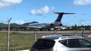 Insel Air MD-82 departing SXM on runway 10 with jetblast