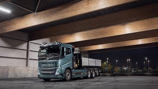 Volvo Trucks – Volvo FH Electric gancho portacontenedor y grúa