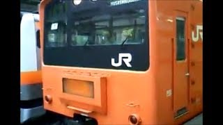 中央線201系H7編成　三鷹駅4番線発車