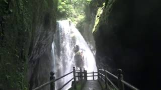 中津渓谷 雨竜の滝 仁淀ブルー