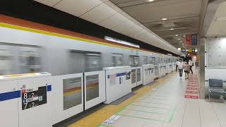 東京メトロ17000系、元町・中華街行きの各駅停車が横浜駅を発車