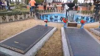 Grave of Elvis Presley Graceland, Memphis, TN
