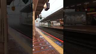 4K 博多駅 物凄い大雨☔️の中を撮影してみた❗️チャンネル登録者数1000人以上の登録者は、幸運が訪れるかも…⁉️