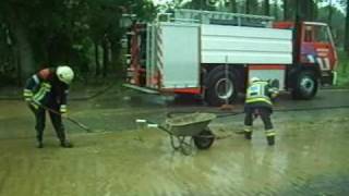 Brandweer heeft de handen vol na wolkbreuk boven Limburg