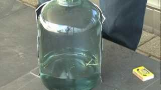 Cloud in a bottle experiment