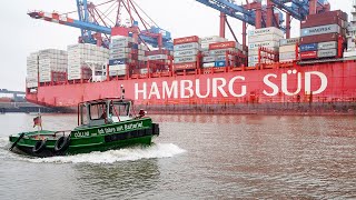 The Cöllni - an electric work boat in the harbour of Hamburg