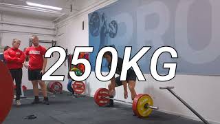 Extremly fast 270kg deadlift