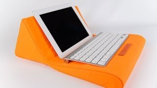 膝置きに特化したiPadスタンド？でもこれ便利だわっ iPad Stand