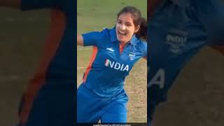 brilliant bowler renuka singh | #renukasingh #cricket #shorts