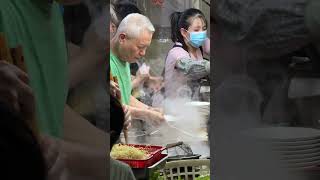 隱身市場的超人氣肉羹店「光輝肉羹」，手起刀落真的太厲害!! (Radiant Meat Soup) #streetfood #food