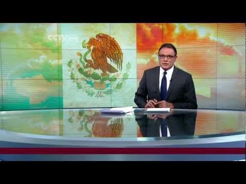 How has Mexico City’s government tried to address its air pollution?