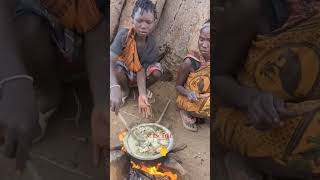 Lunchtime 🍖🔪Very incredible meal #culture #bushmen #africavillage