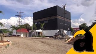 Unik! Ada Masjid Berbentuk Kabah di Subang