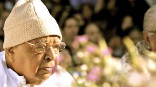 S.N. Goenka - Morning chanting - Day 6