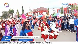 Tampilan Drumband SMPN 1 Pomalaa Pada HUT RI ke 79 di Kolaka