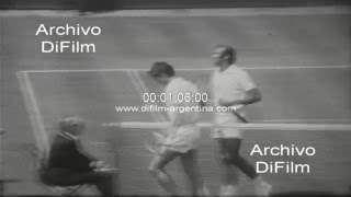 Onny Parun vs Andres Gimeno - Wimbledon Championships 1972