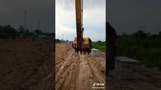 #CAT312D2 #ลุงน้อยพาเพลิน #youtubeshorts #รีวิวเครื่องจักร #เทรนด์วันนี้