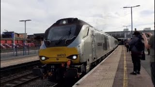 Chiltern Railways 68013 and 68010 on the Chiltern silver sets at Banbury 29/10/ 22