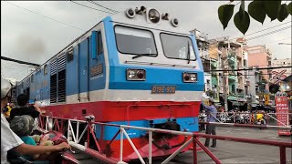 [2121] D19E-936 kéo tàu SE30 | 17:52 - 01.08.2024