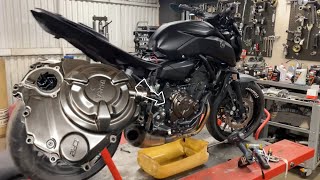 HOW TO CHANGE A CLUTCH CRANKCASE COVER YAMAHA MT07?